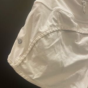 White Lululemon Speed Up Short 4’’